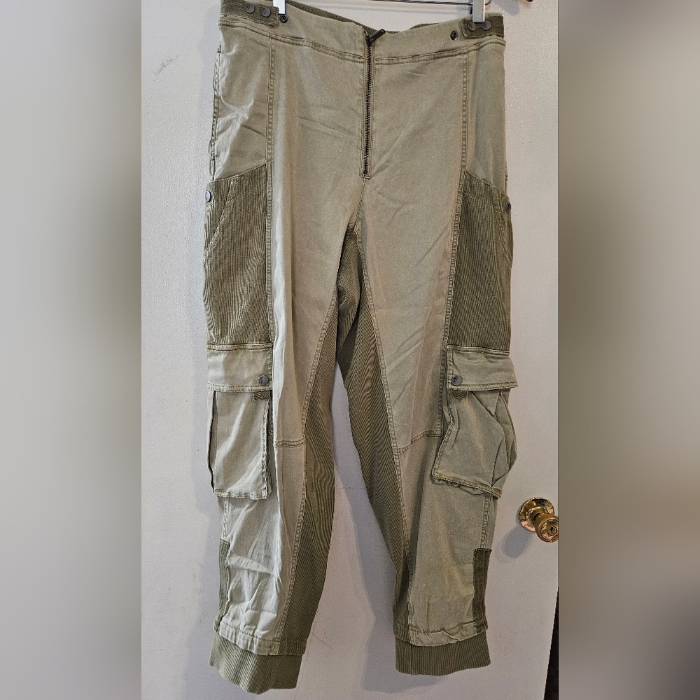 Free People Women's Tan Cargo Pants